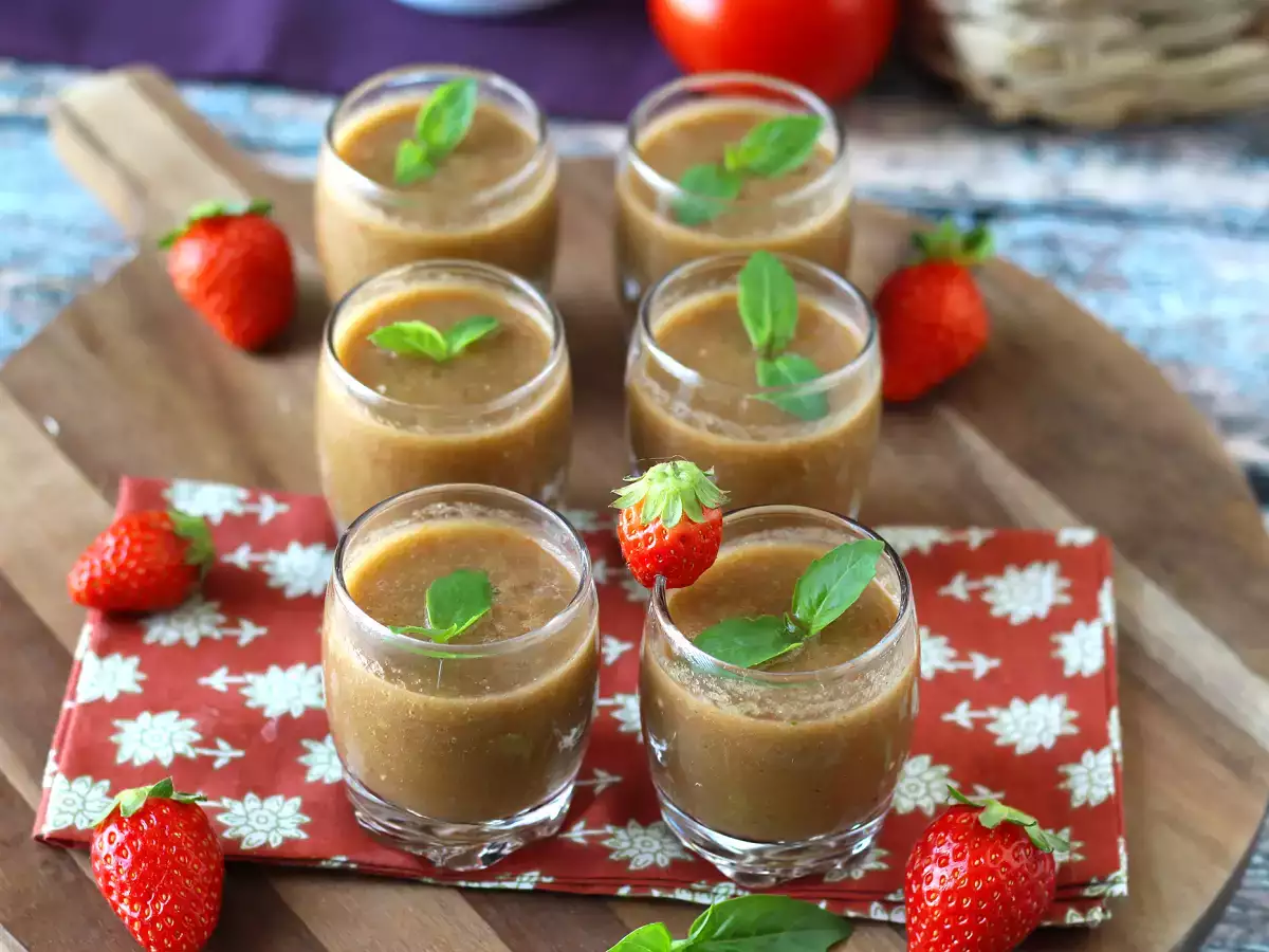 Gazpacho cu căpșune și roșii: un aperitiv răcoritor și original pentru vară - poza 2