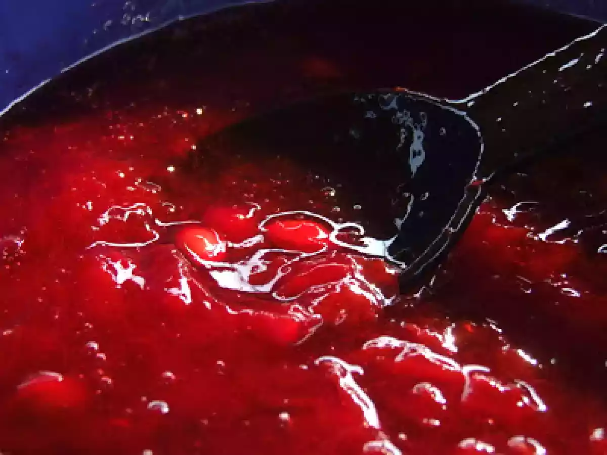 Gem de corcoduse rosii - poza 8