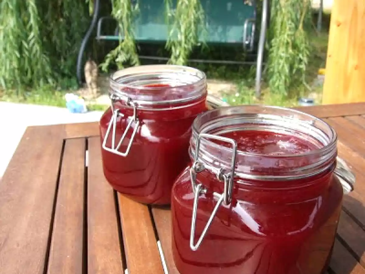 Gem de corcoduse rosii - poza 12