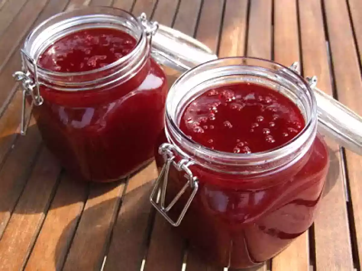 Gem de corcoduse rosii - poza 13