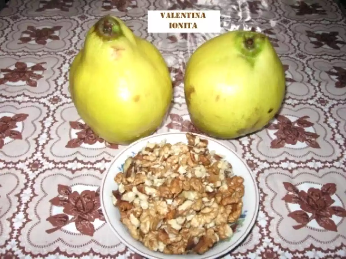 Gem de gutui cu nuca - poza 2