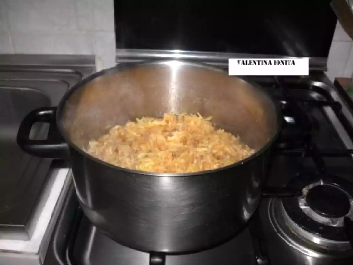 Gem de gutui cu nuca - poza 5