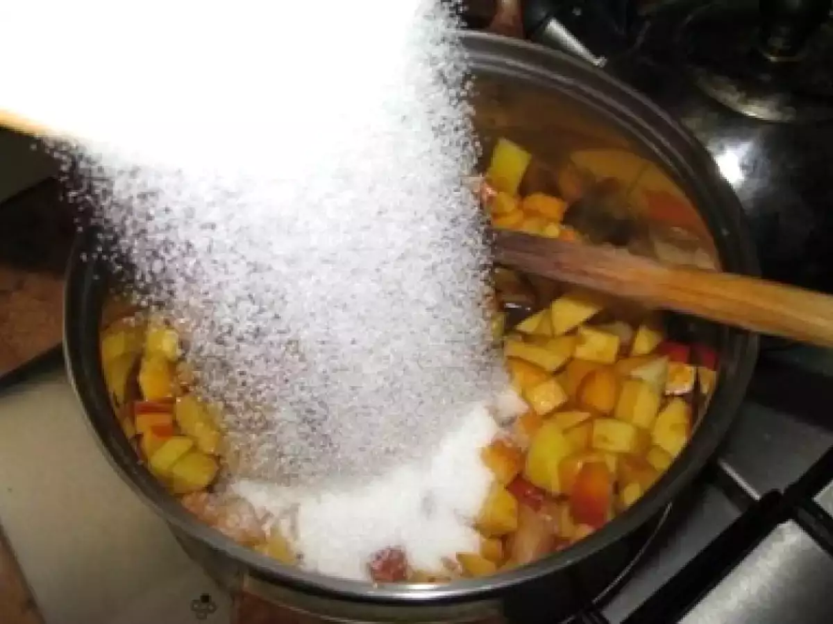 Gem de piersici si nectarine cu cafea - poza 5