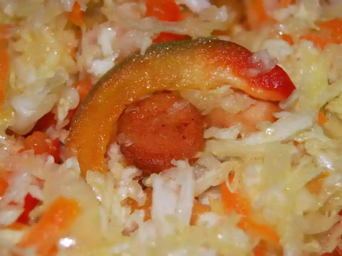 Ghiveci cu varza, orez si crenvursti - poza 3