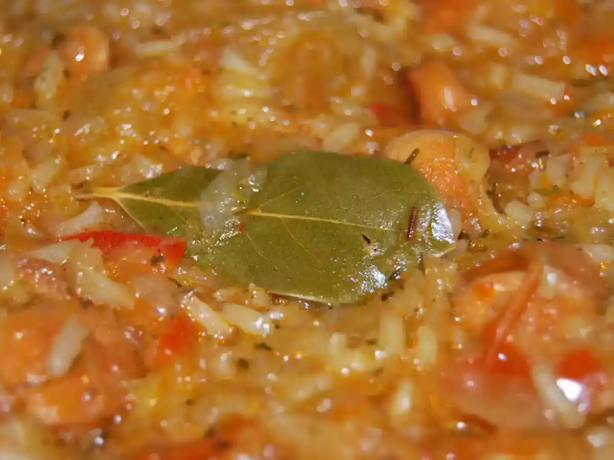 Ghiveci cu varza, orez si crenvursti - poza 4