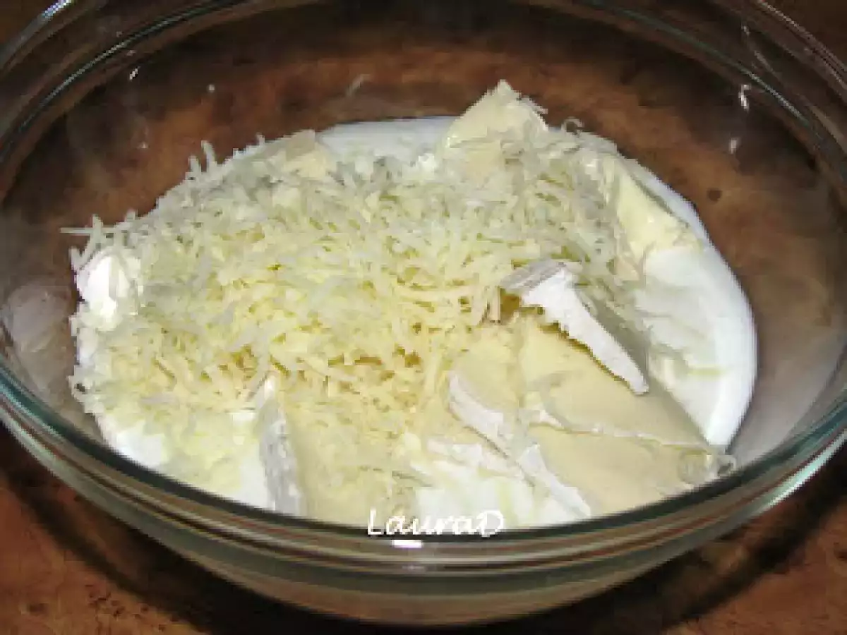 Gnocchi cu broccoli si branza albastra - poza 4