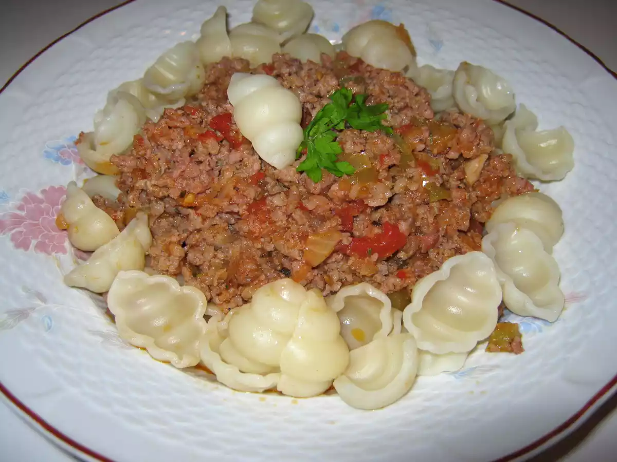 Gnocchi cu sos bolognez - poza 2