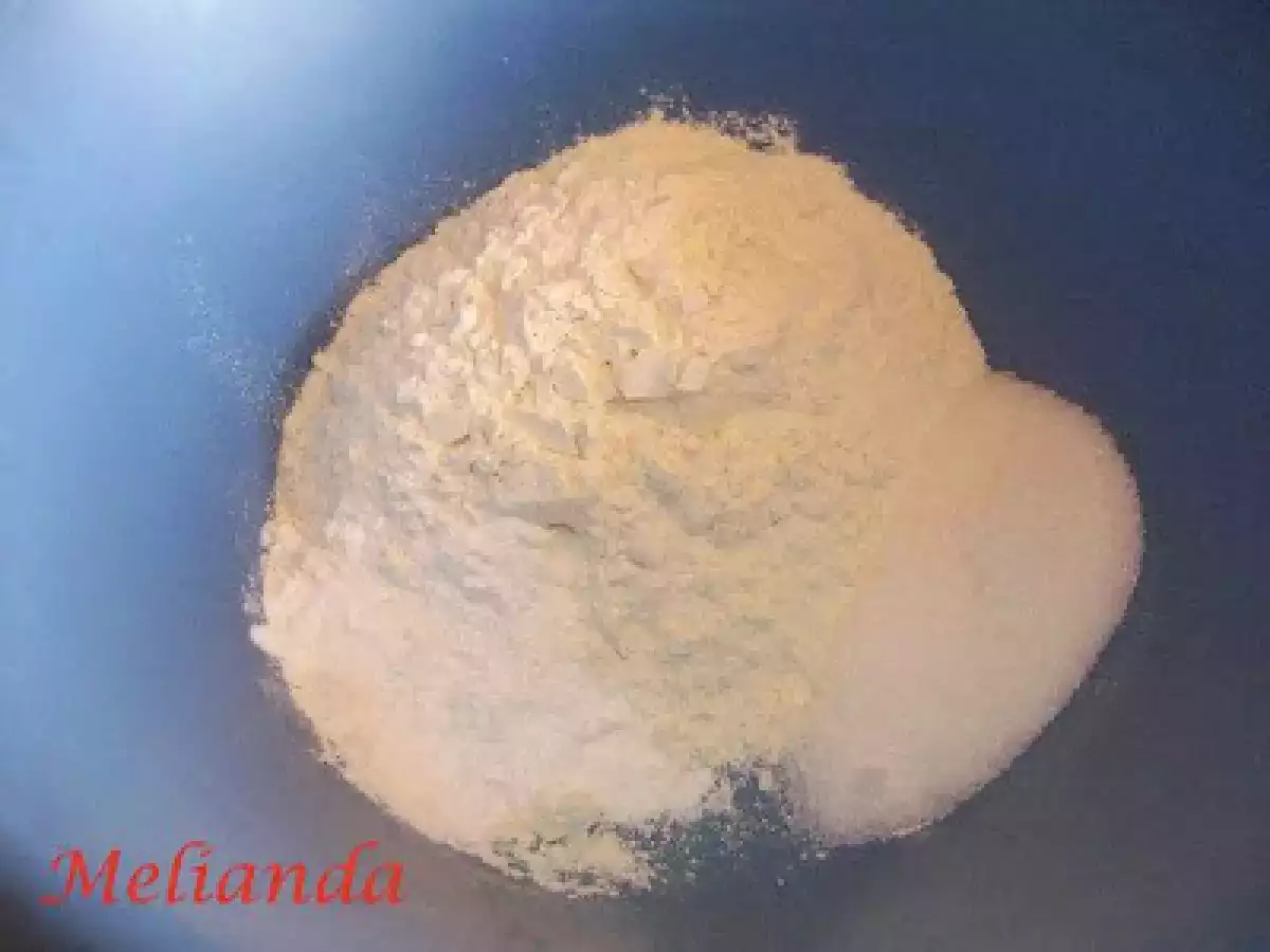 Gofre sau waffles cu inghetata si dulceata de capsuni - poza 3