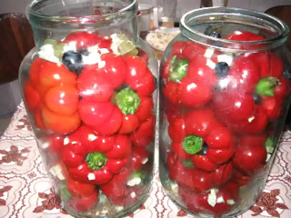 Gogosari umpluti cu struguri