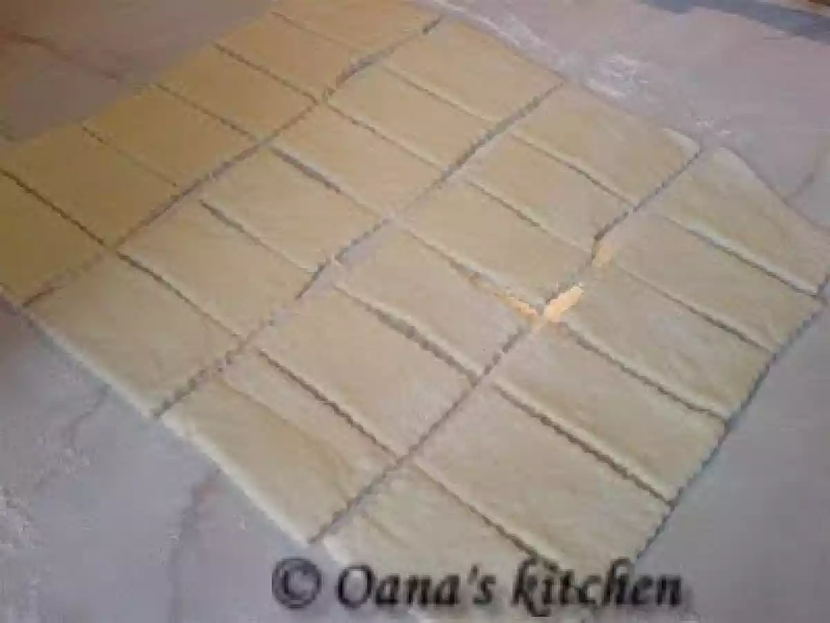 GOGOSI SIMPLE (MINCIUNELE) - poza 3