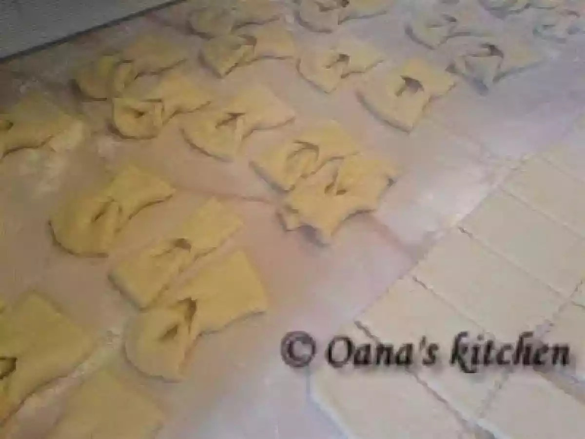 GOGOSI SIMPLE (MINCIUNELE) - poza 4