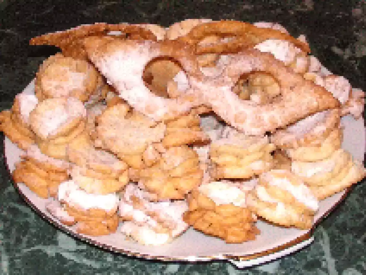 Gogosi trandafir - poza 5