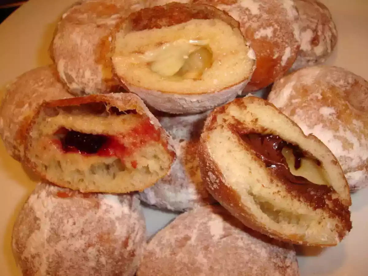 Gogosi umplute cu gem si nuttela