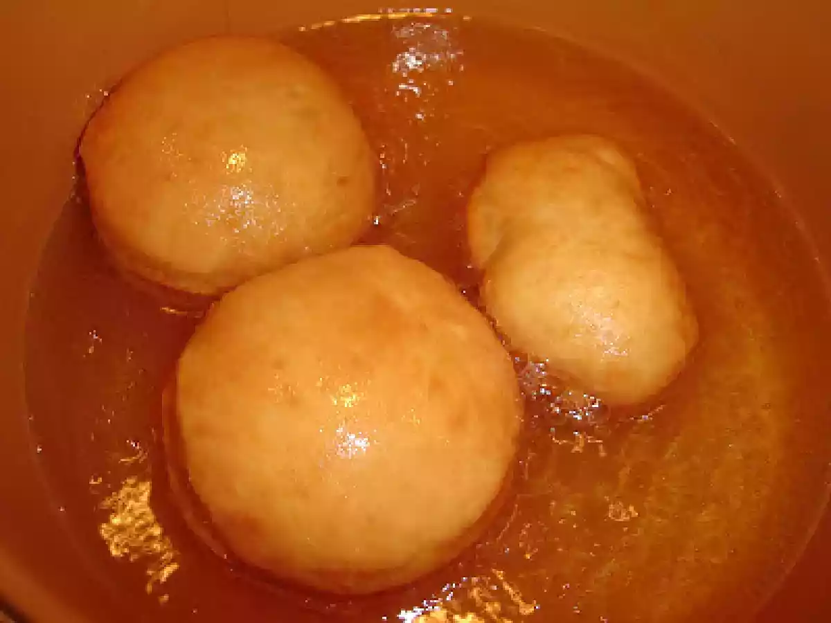 Gogosi umplute cu gem si nuttela - poza 10