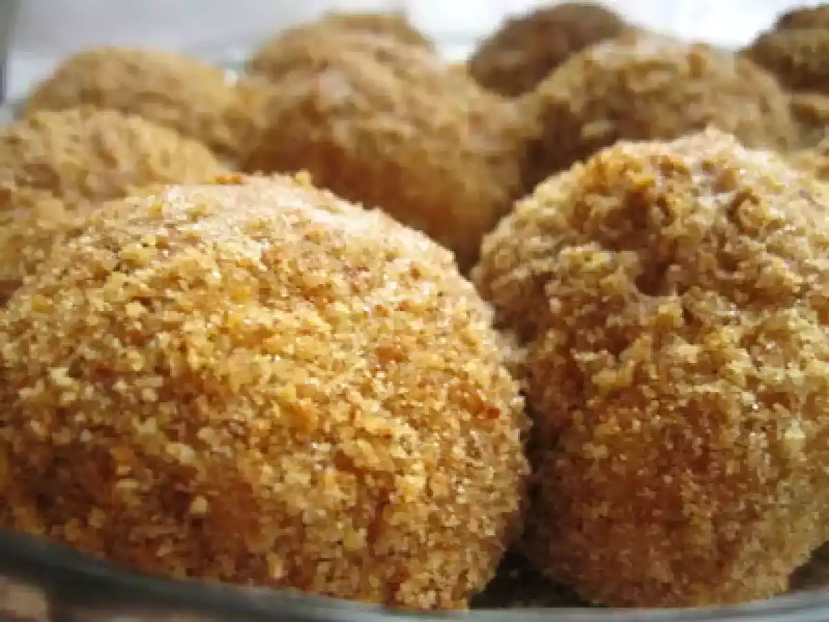 Gomboturi (galuste) cu prune