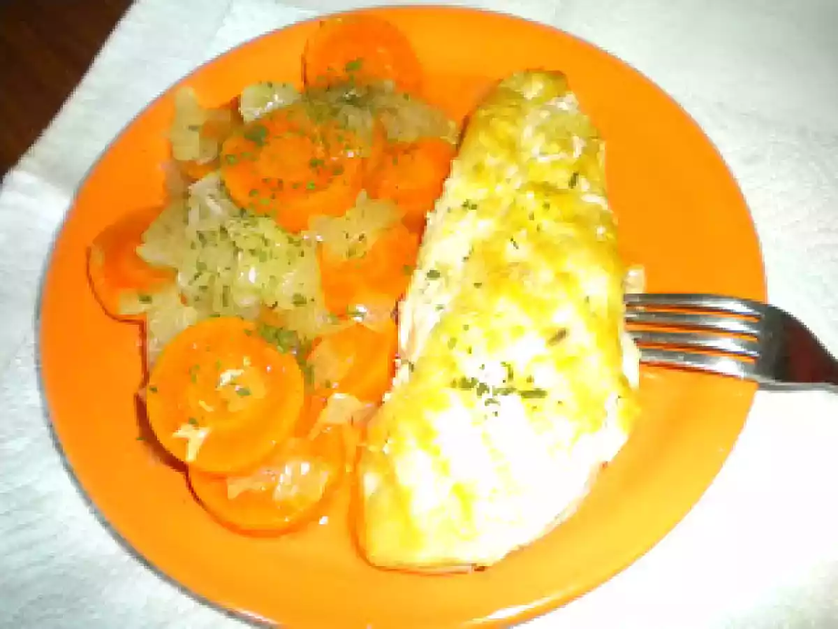 Gratar de pui cu sote de morcovi