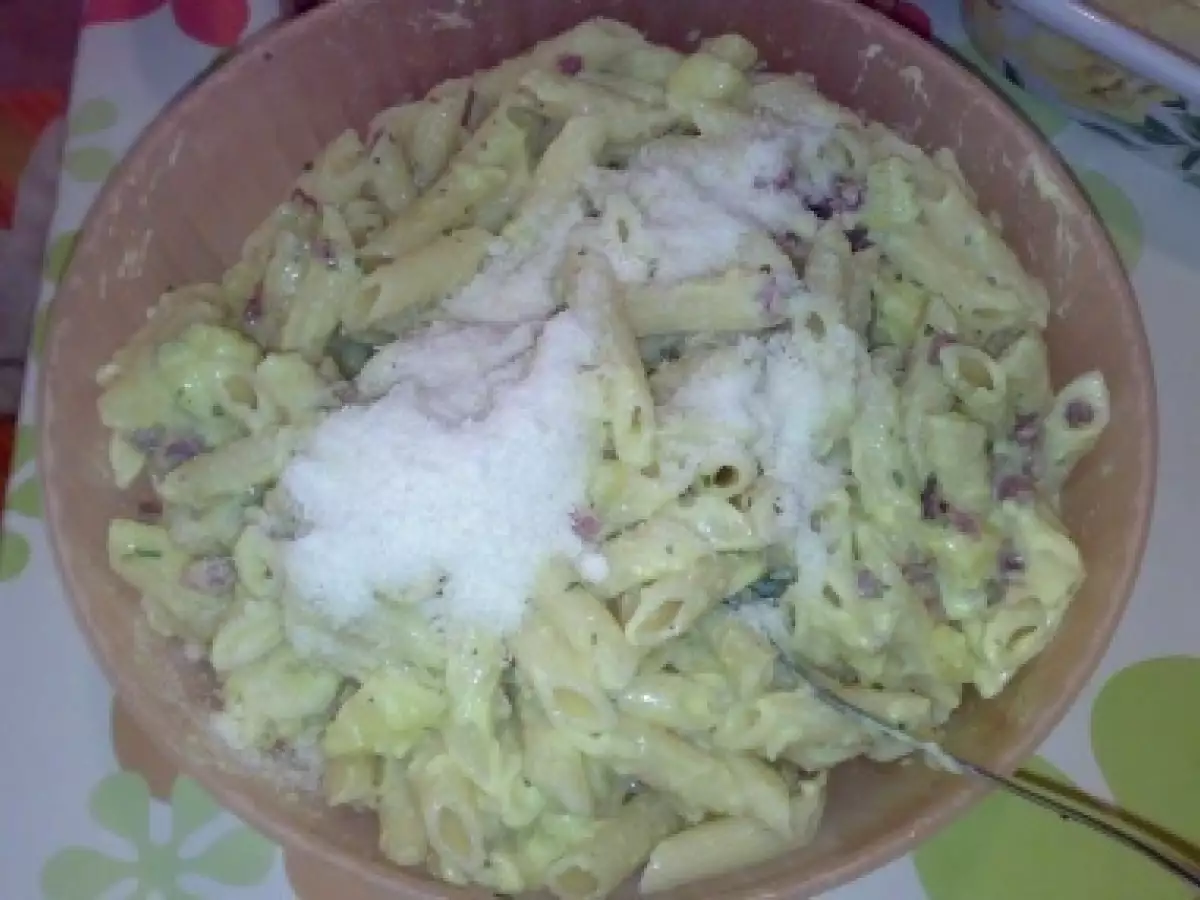 Gratin de paste cu cartofi si bacon - poza 4