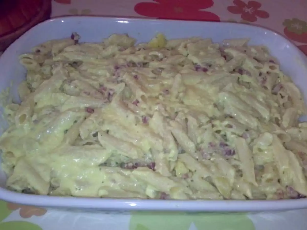 Gratin de paste cu cartofi si bacon - poza 5