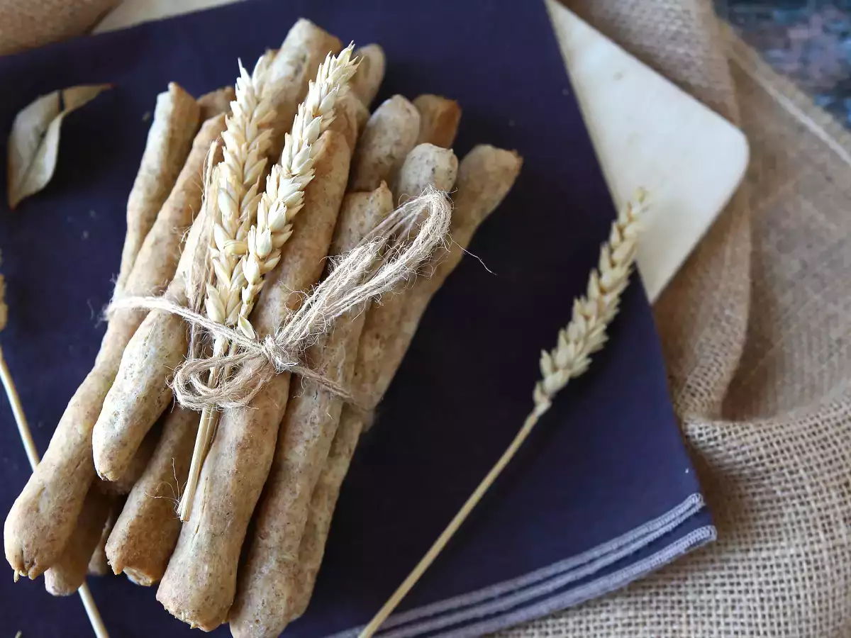 Grisine de casă la friteuza cu aer - poza 2