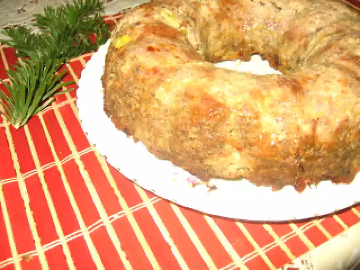 Guguluf aperitiv din carne tocata