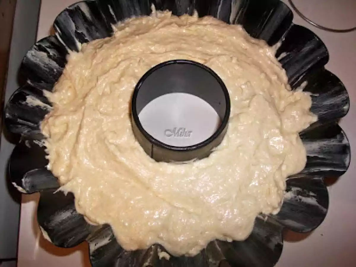 Guguluf auriu cu branza - poza 3