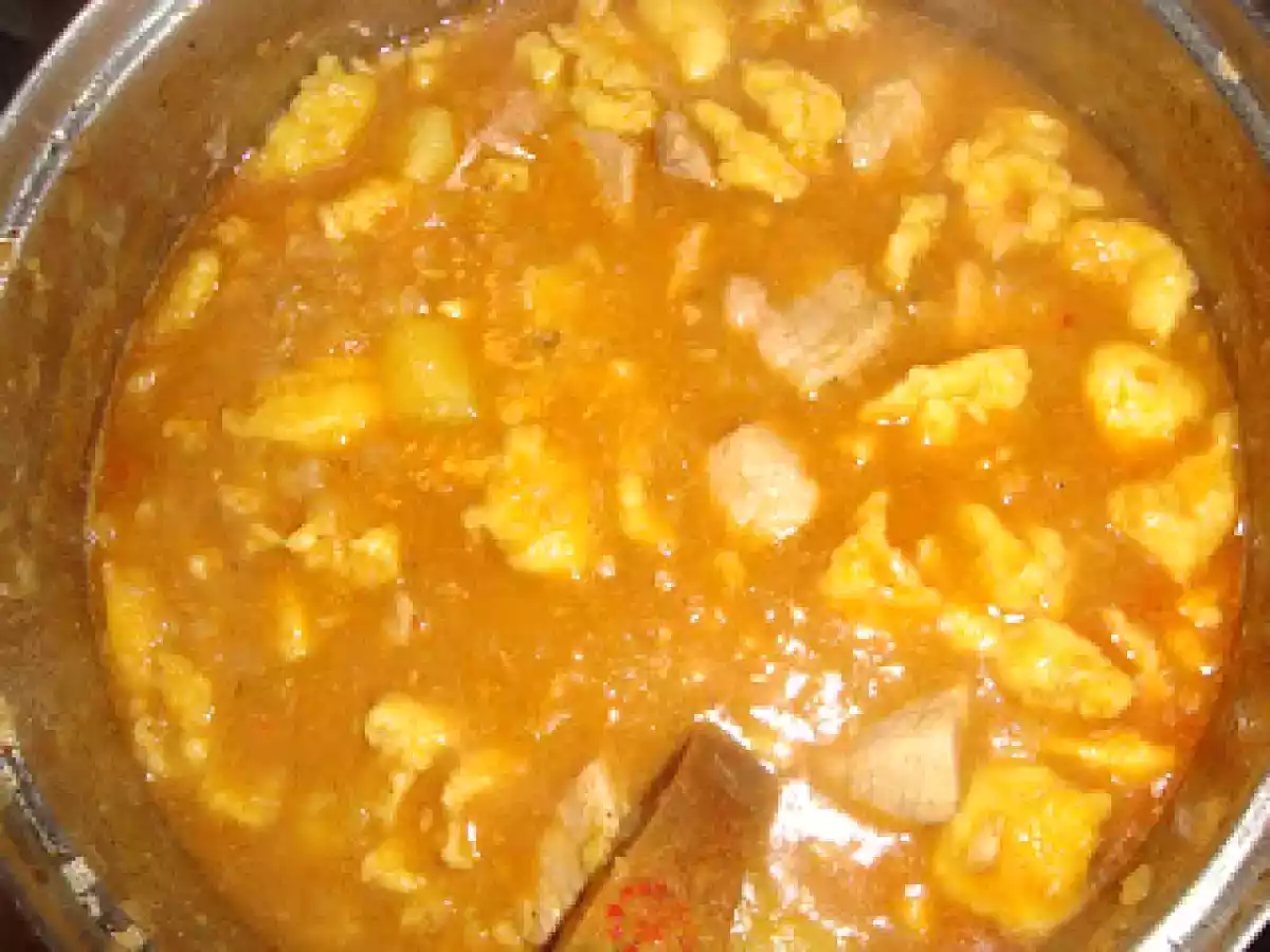 Gulas cu carne de porc - poza 8