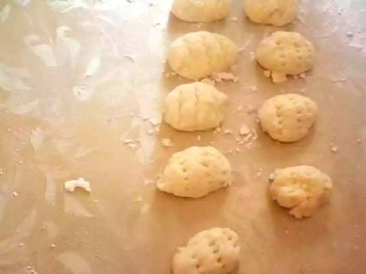 gulas in varianta olteneasca cu gnochi din cartofi - poza 2