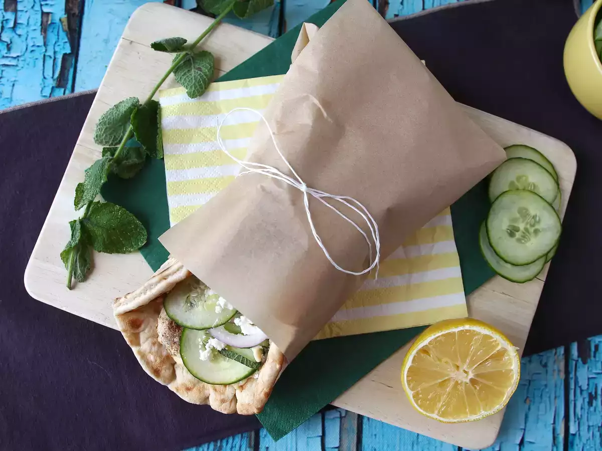 Gyros cu pui, sandvișul grecesc pe care îl vei iubi! - poza 5