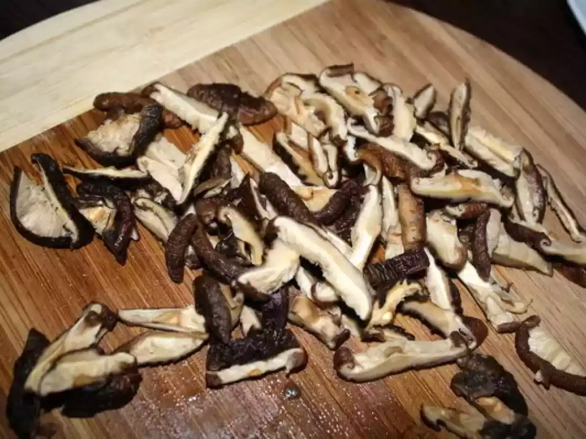 Hot & sour chinese soup - Supa chinezeasca iute-acra - poza 4