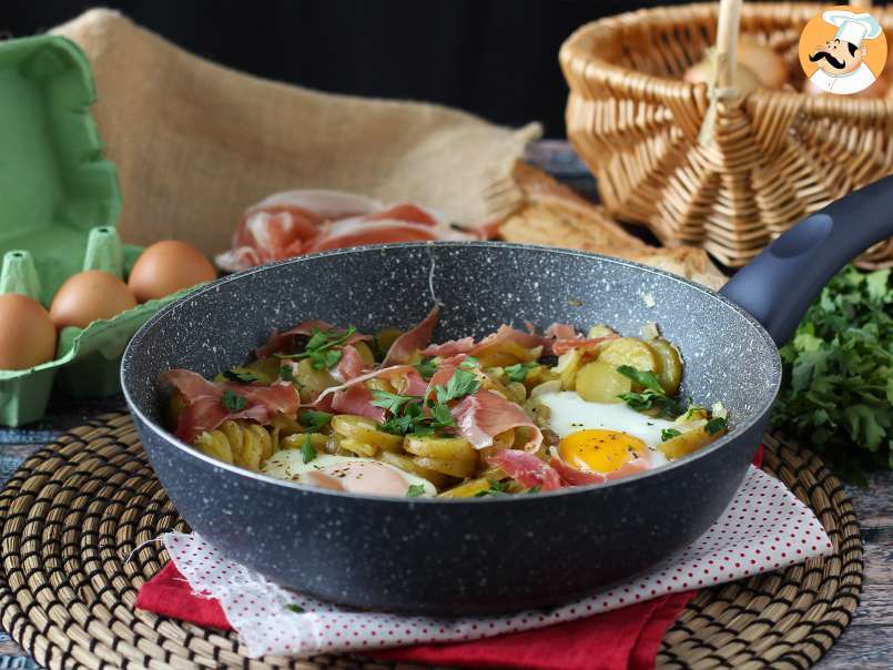 Huevos rotos, rețeta spaniolă super ușoară, cu cartofi și ouă, poza 5