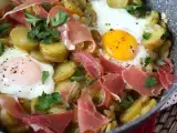 Huevos rotos, rețeta spaniolă super ușoară, cu cartofi și ouă, poza 1