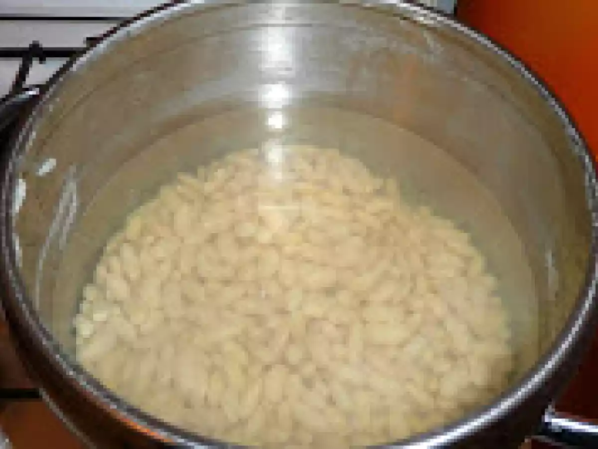 Iahnie de fasole cu afumatura - poza 2