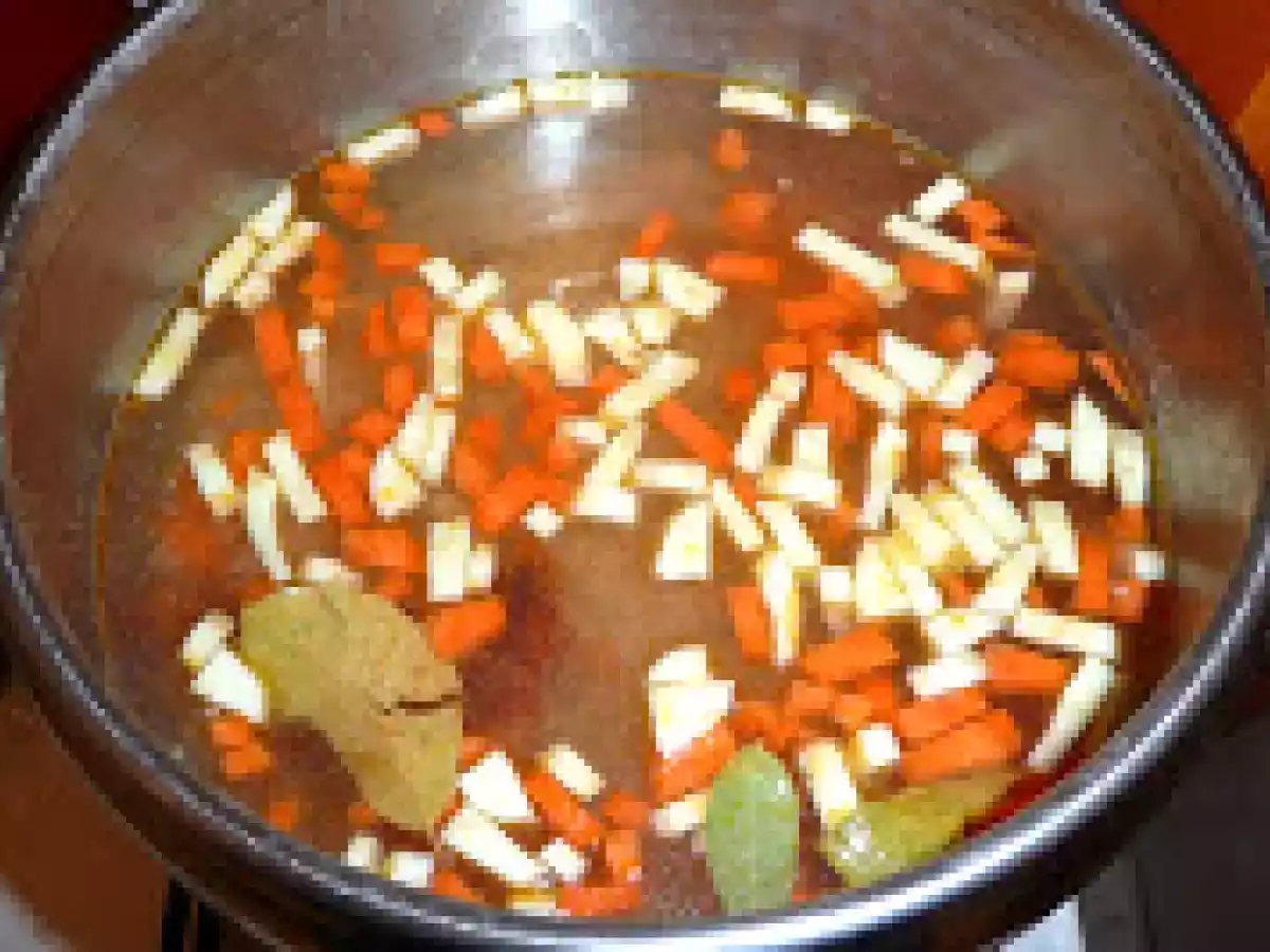 Iahnie de fasole cu afumatura - poza 4