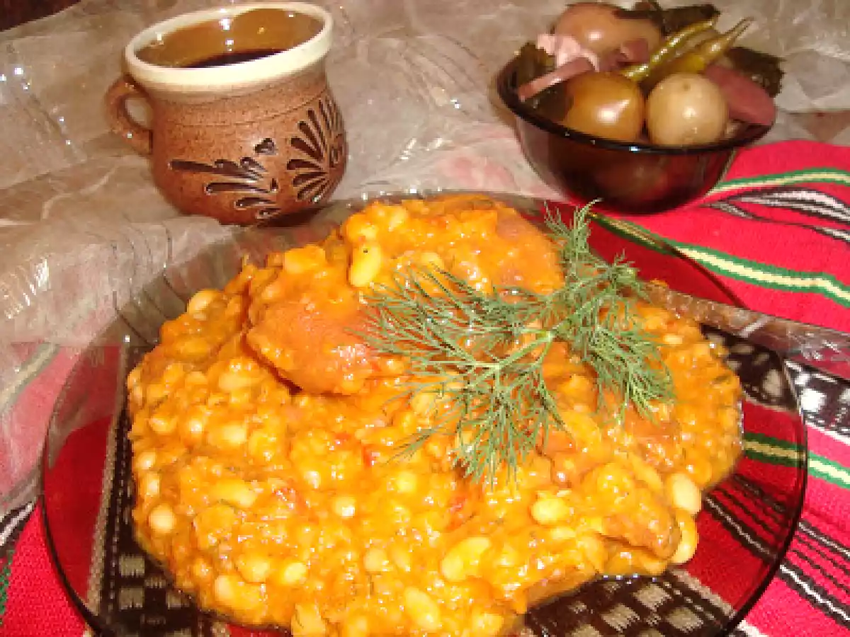 Iahnie de fasole cu ciolan