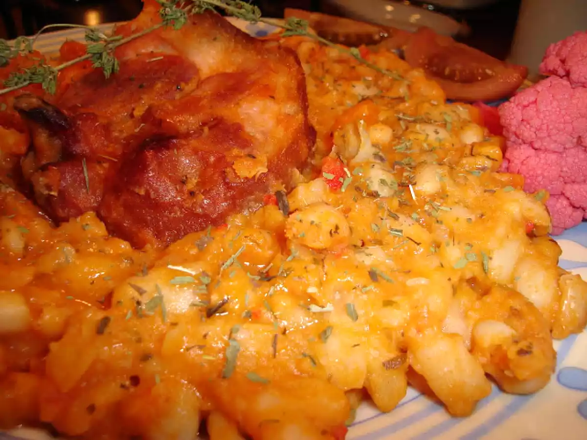 Iahnie de fasole cu ciolan