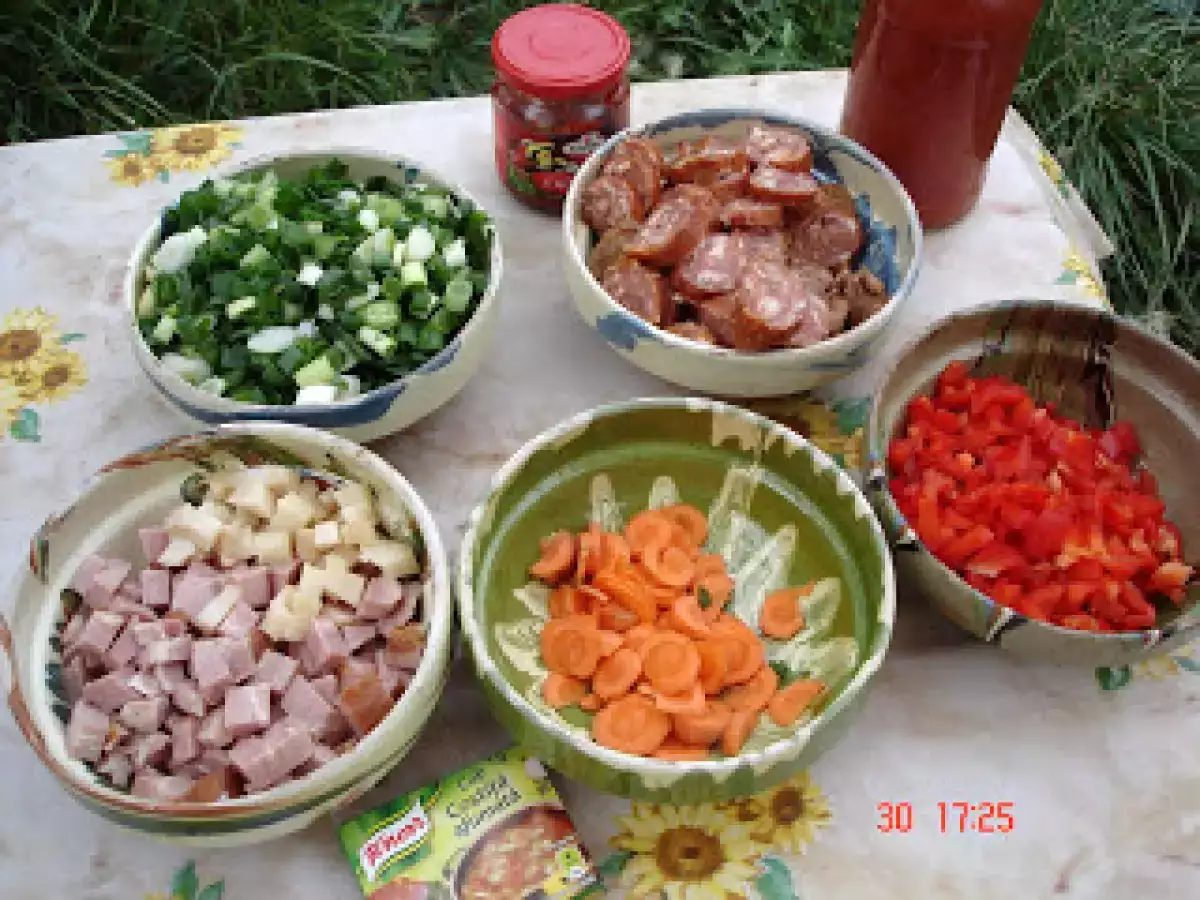 IAHNIE DE FASOLE LA CEAUN - poza 2