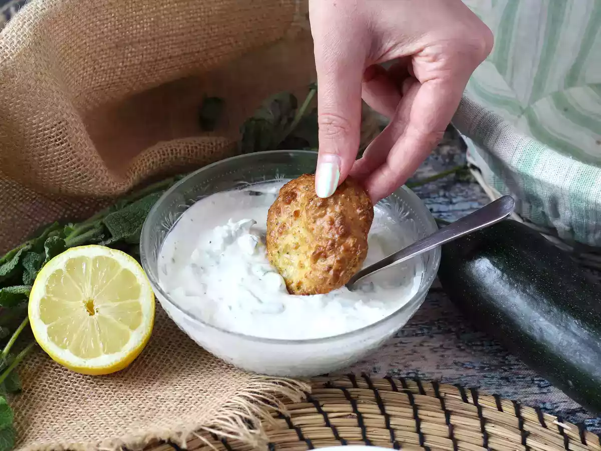 Iaurt super-fresh din feta, sos de lămâie și mentă! - poza 4