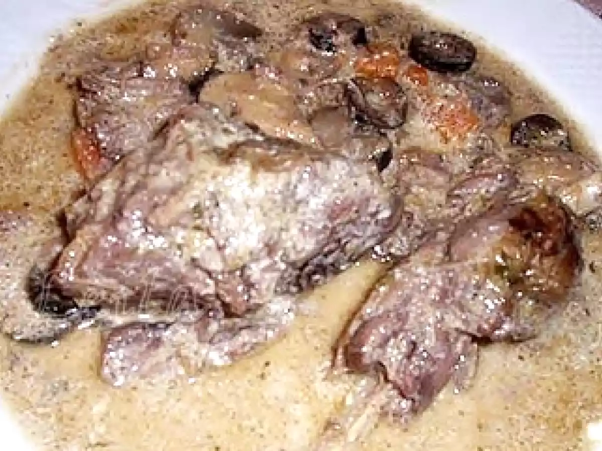 Iepure salbatic cu masline - poza 3