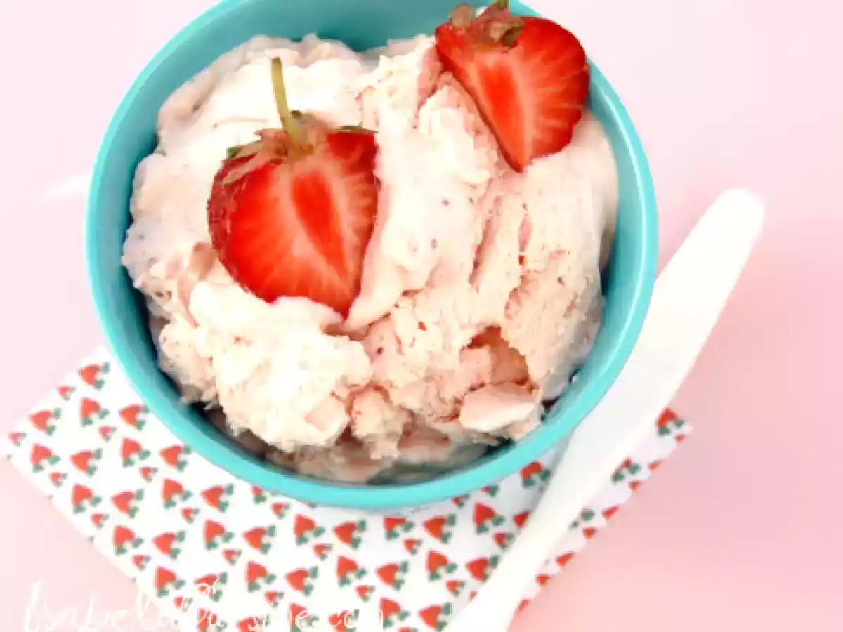 Inghetata cremoasa de capsuni - poza 3