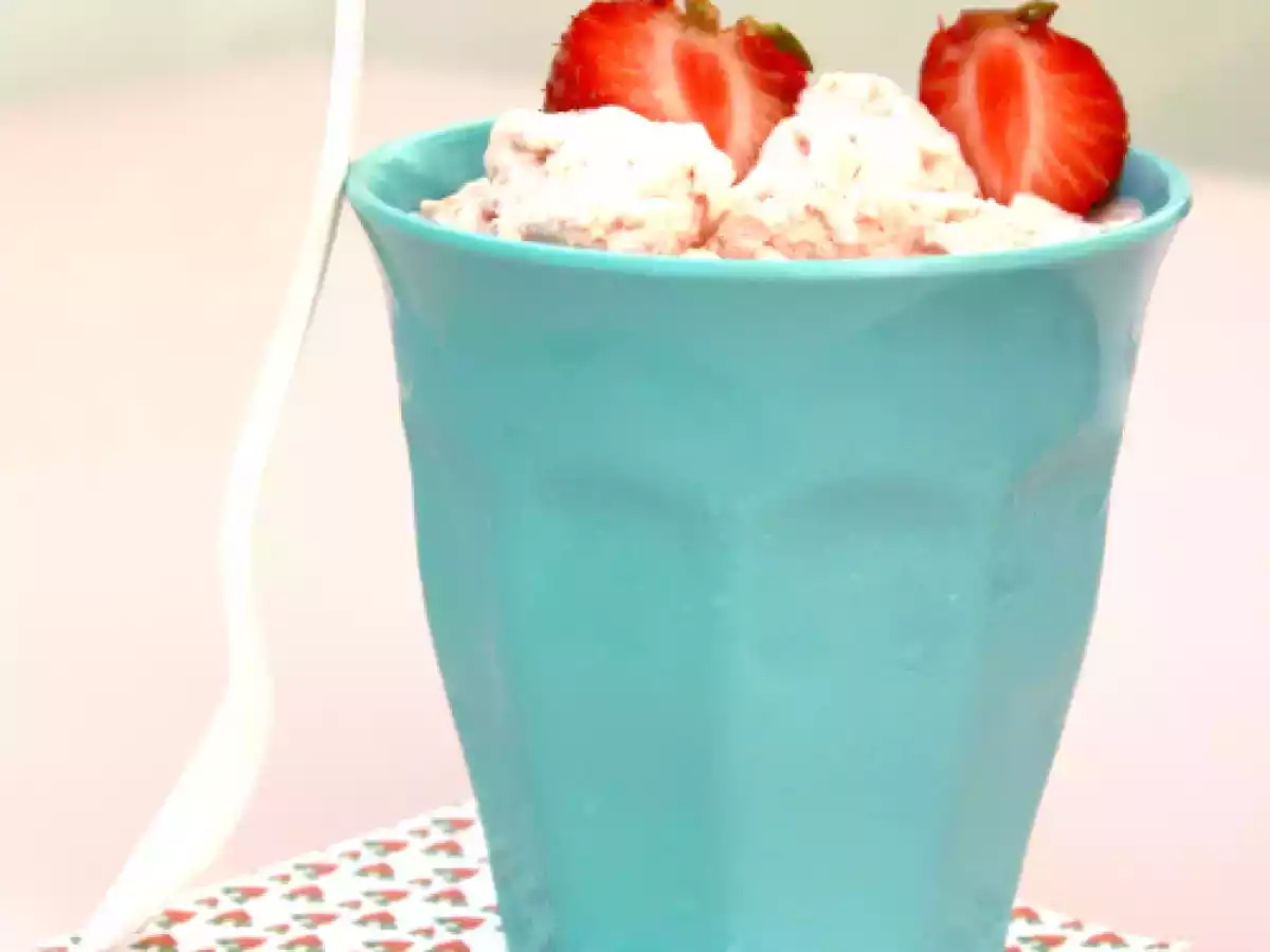 Inghetata cremoasa de capsuni - poza 4