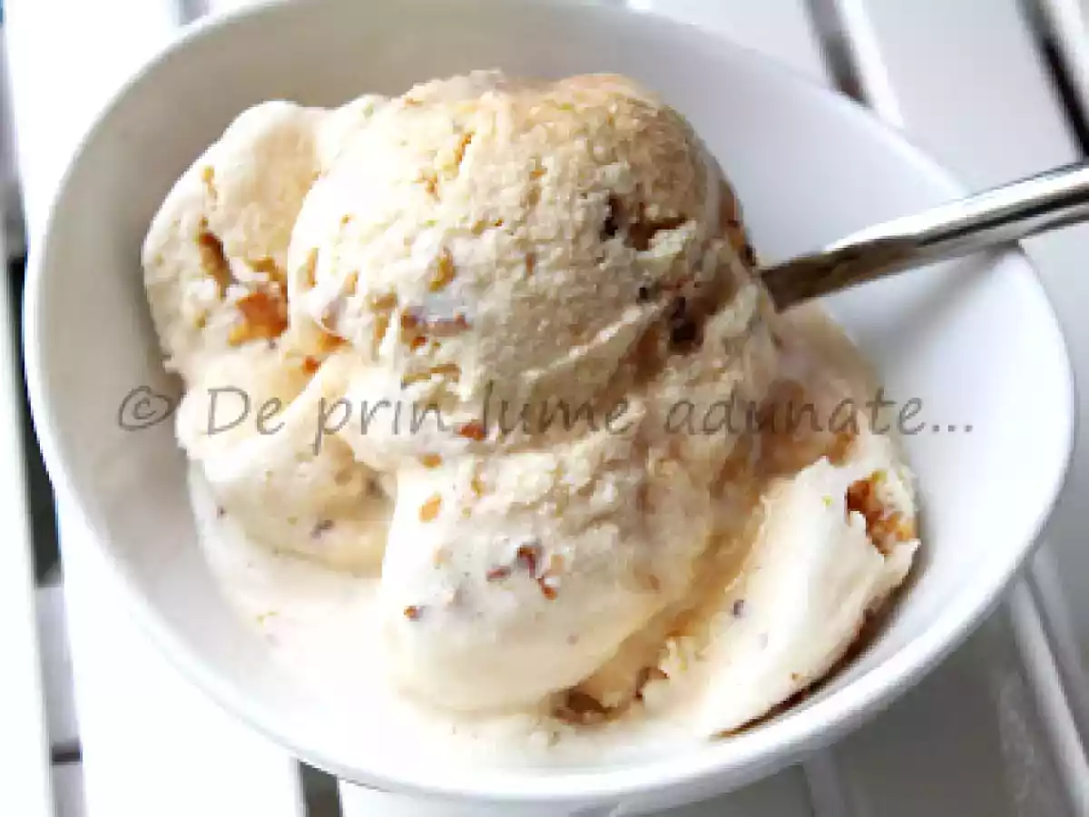 Inghetata cu dulce de leche si nuci/ Dulce de leche and walnuts ice cream - poza 2