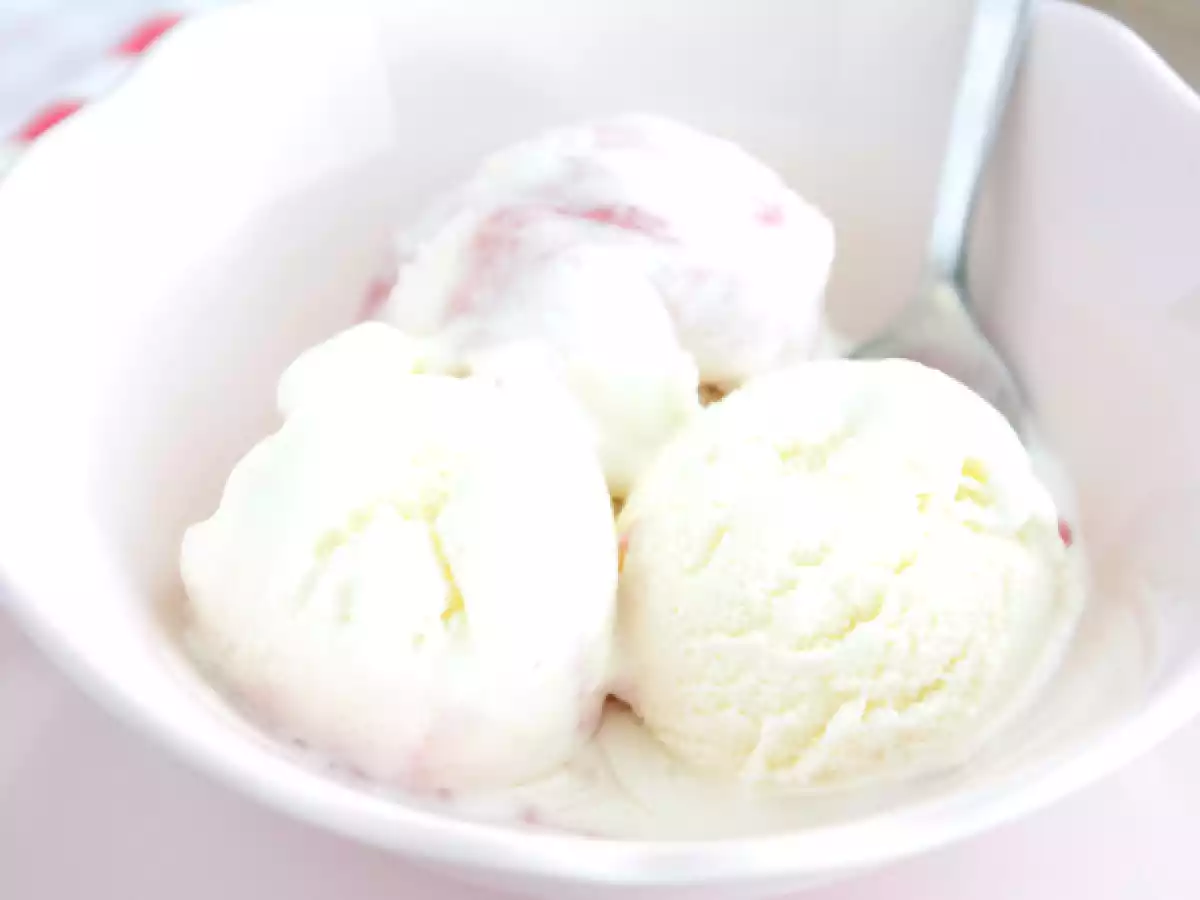 Înghețată cu iaurt și zmeură - poza 4