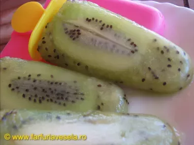 Inghetata de kiwi cu miere (reteta video)