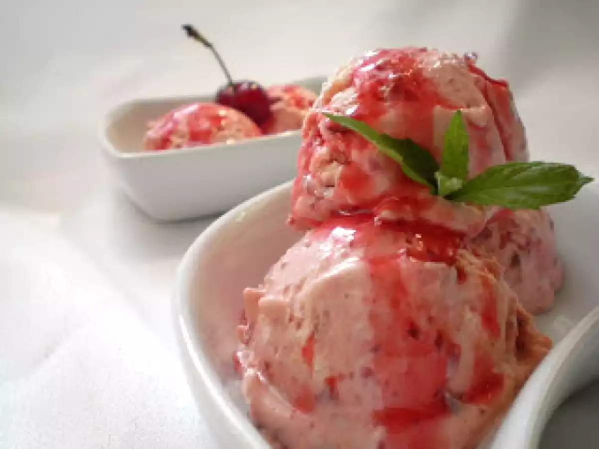 Inghetata de visine - poza 3