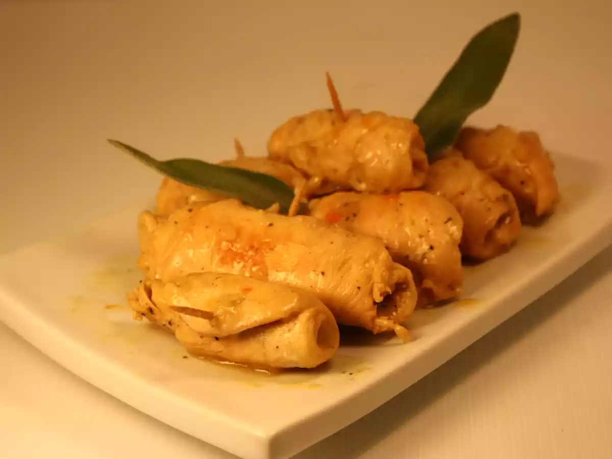 Involtini din piept de pui