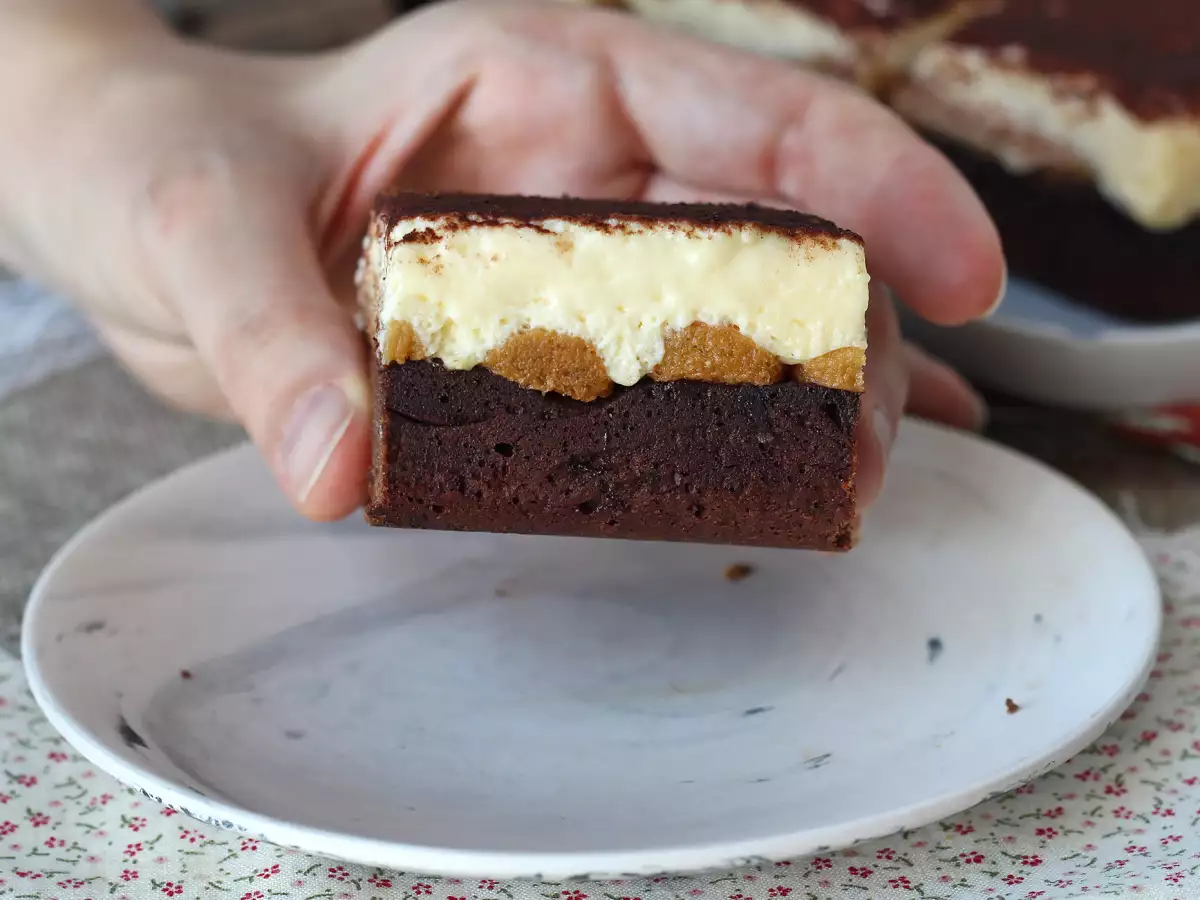 Iubitori de brownie și tiramisu, avem tortul perfect pentru voi! - poza 5