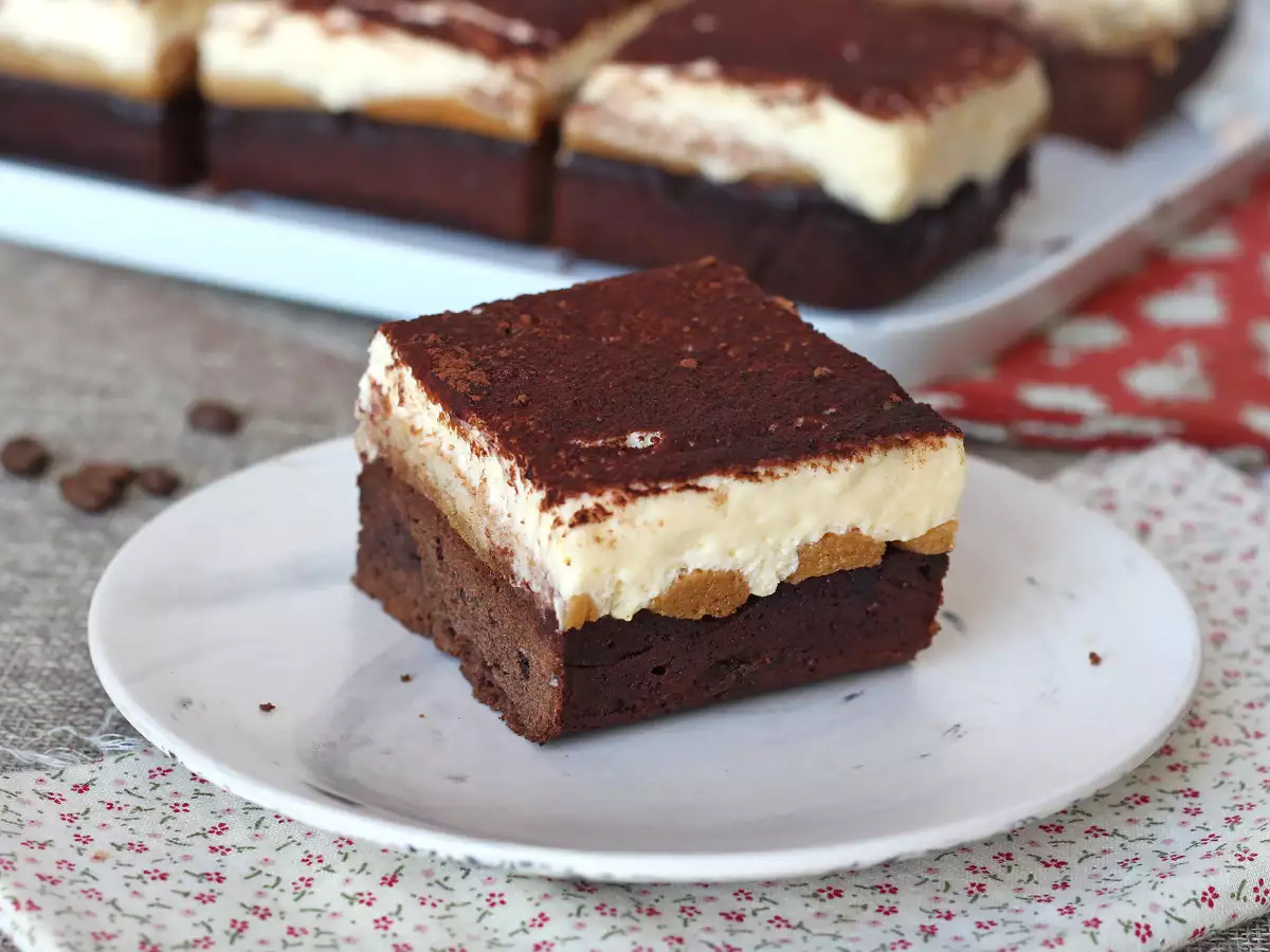 Iubitori de brownie și tiramisu, avem tortul perfect pentru voi! - poza 7