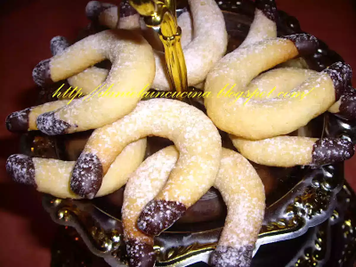 Kipferl cu vanilie/Kipferl alla vaniglia - poza 9