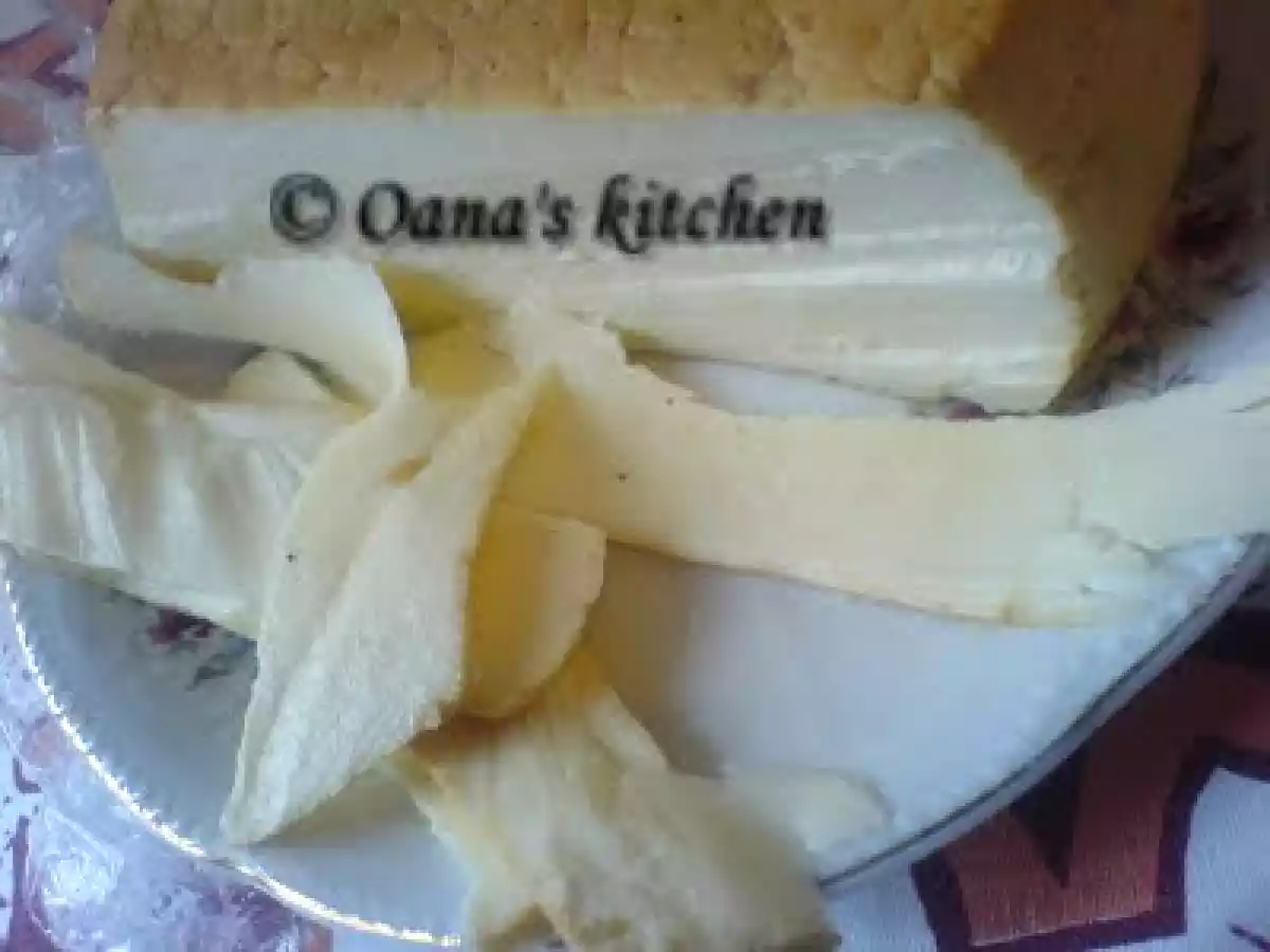 LA MICUL DEJUN AVEM ASTAZI OMLETA CU ARDEI SI LEUSTEAN - poza 3