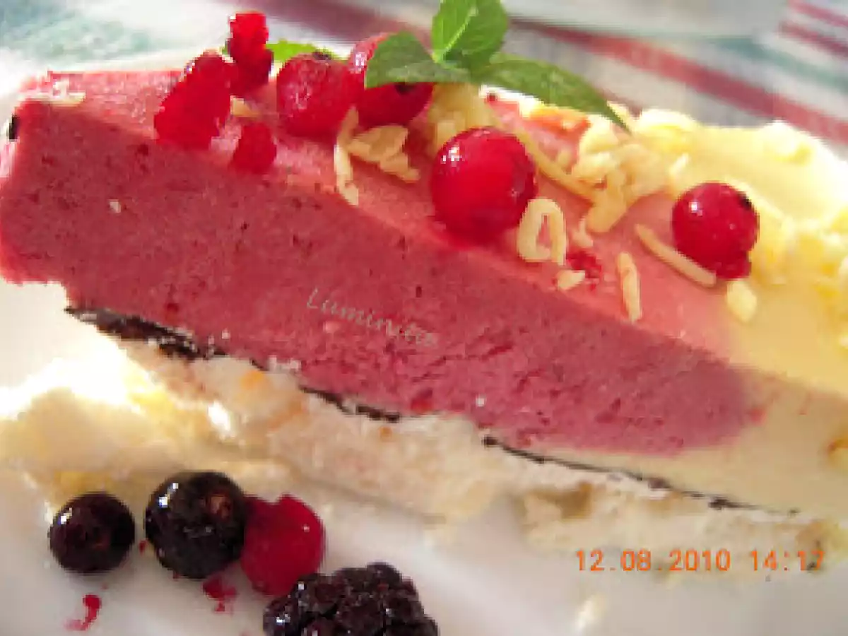 La multi ani, Dani! Tort de inghetata cu bezea... - poza 2